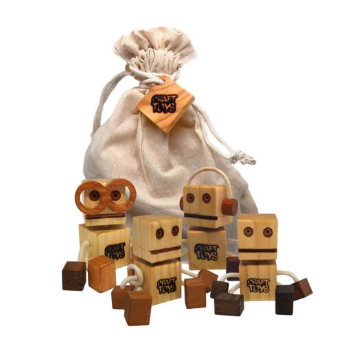 Set 4 WoodFriend natural Craft Toys