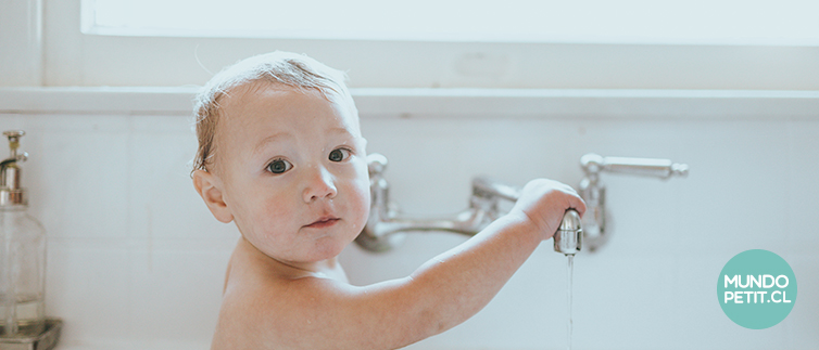 La importancia del baño para tu bebé